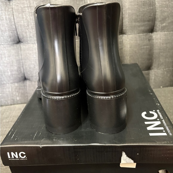 I.N.C boot - Picture 3 of 4